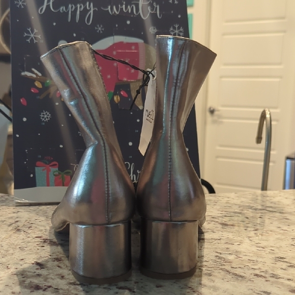 Rue21 Women's Shimmering Silver Ankle Boots - Picture 3 of 5